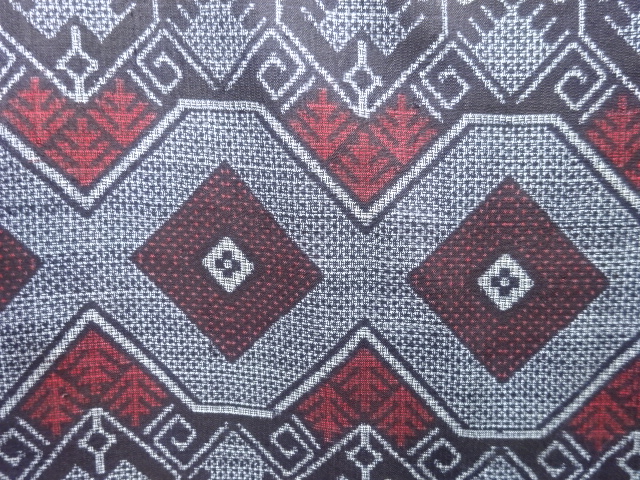 JAPANESE KIMONO / ANTIQUE KIMONO / SILK / DOROZOME / OSHIMA TSUMUGI / WOVEN GEOMETRIC